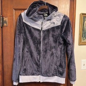 The North Face hooded Osito jacket. Women’s Medium.